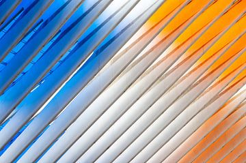 Blauw, wit en oranje abstract van Werner Lerooy