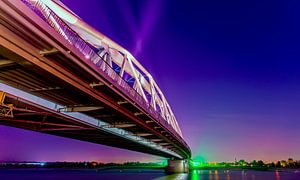 Snelbinder bij nacht, Nijmegen van Maerten Prins