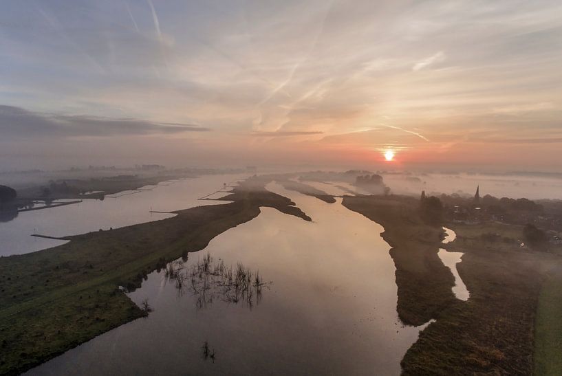 The Rhine: Holland, land of water by Jonathan Vandevoorde