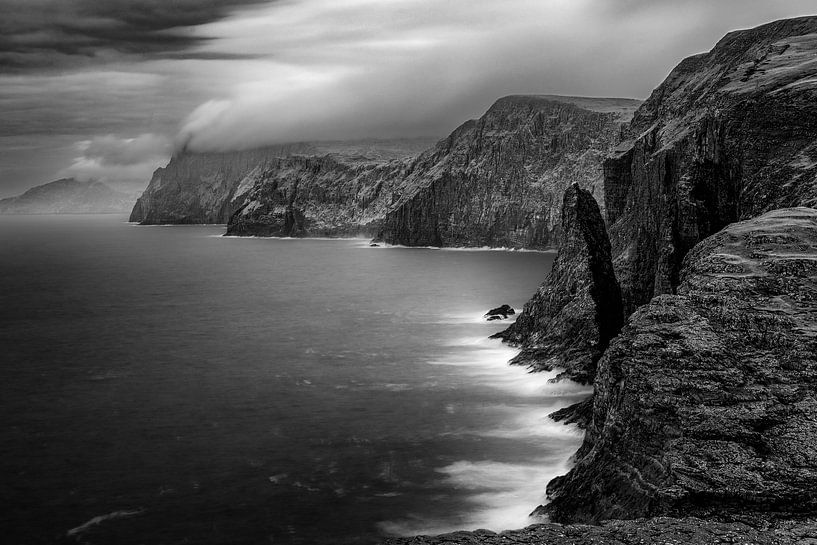 The cliffs of Vágar by Thomas Heins