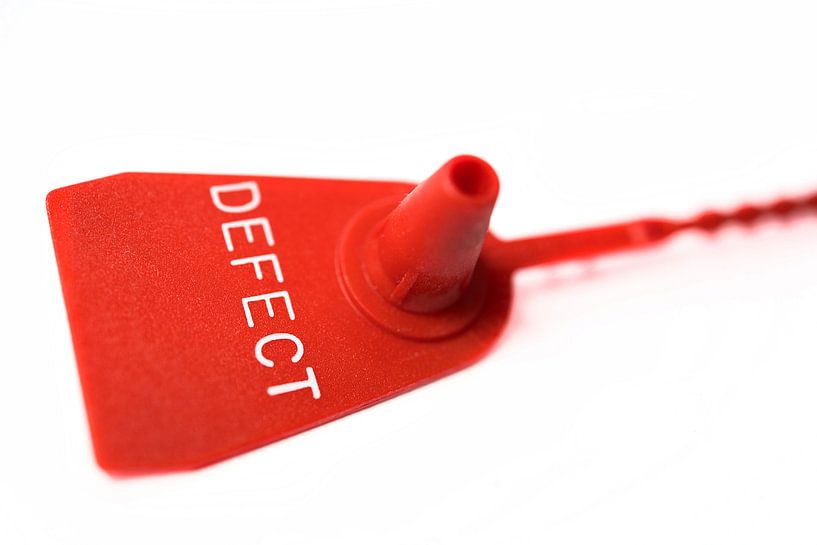 Defect tag by N. Rotteveel