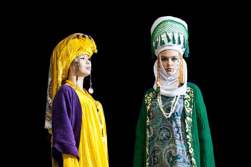 Modeshow Kirgizië van Bart van Eijden