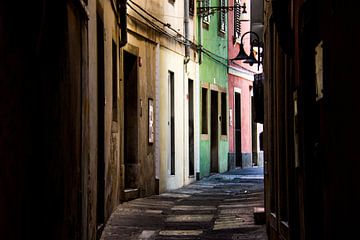 A colourful Mediterranean street by Hugo Braun