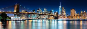 New York Skyline, Brooklyn Bridge Panorama van Sascha Kilmer