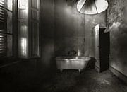 Bath on legs monochrome by Olivier Photography thumbnail