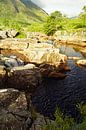 kleiner Wasserfall im Glen Etive in Schottland von Babetts Bildergalerie Miniaturansicht