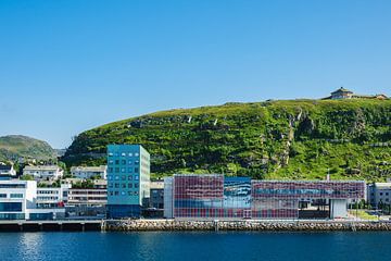 View to the city Hammerfest in Norway van Rico Ködder