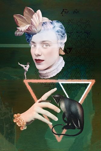 Trinity (1 of 4) dark green, peach, white by Blikstjinder by Betty J