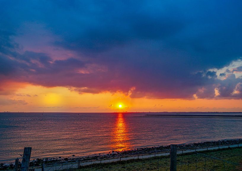 Zonsondergang Sonnenuntergang coucher de soleil Sunset von Siem de Vos