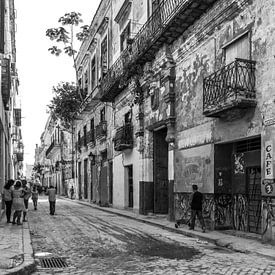 Havana streets van Petra Simons