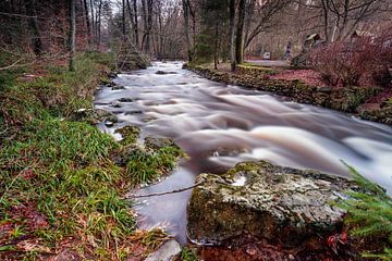 Bergrivier de Hoëgne in de Ardennen van Rob Boon