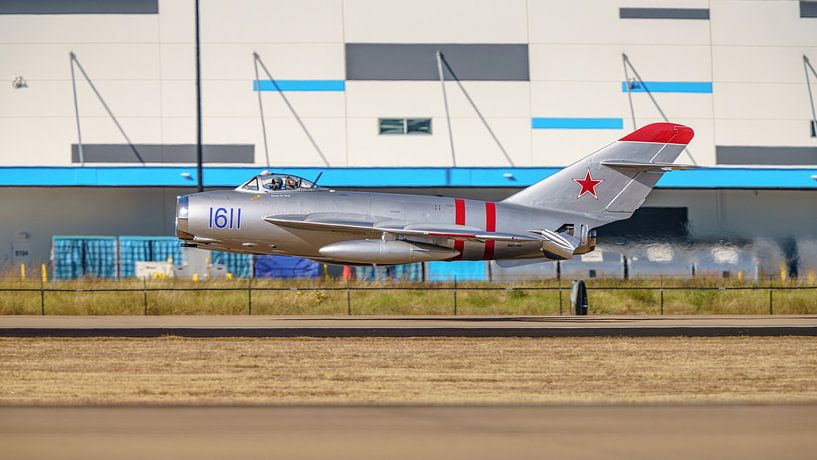 Mikoyan-Gurevich Mig-17F Fresco. by Jaap van den Berg