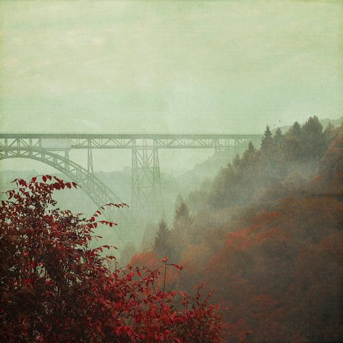 Müngstener brug in de mist