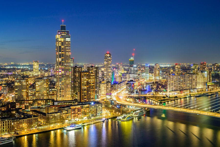 rotterdam-city-centre-skyline-nighttime-view-at-the-new-maas-by-sjoerd