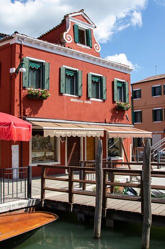 Colored houses in Burano (2)