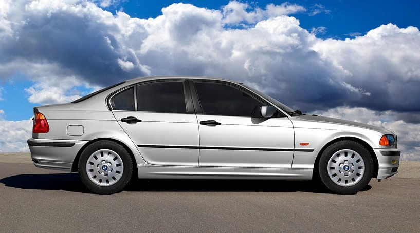 BMW 3er Typ E46 Limousine in Originalfarbe von aRi F. Huber