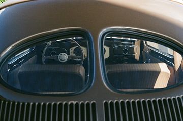 VW Pretzel Beetle in analogue look by Heiko Kapeller