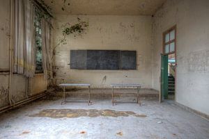 Des lieux abandonnés : L'école est finie sur Urbex & Preciousdecay by Sandra