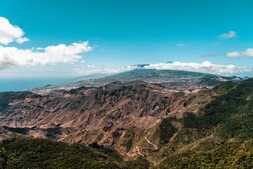 Blick auf El Teide von Ronald Looijestijn