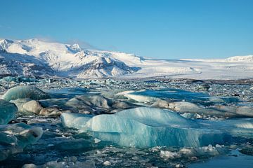Die isländische Landschaft, Jökulsárlón. Gletschersee und Diamantstrand