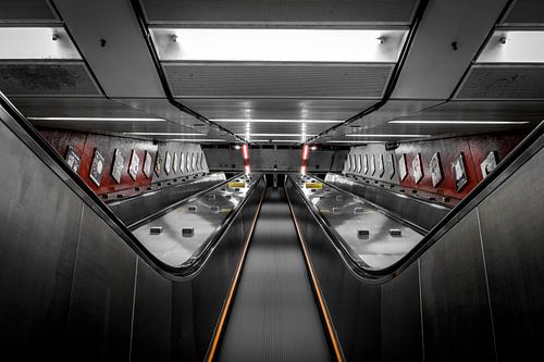 Abandoned Escalator in Hong Kong 