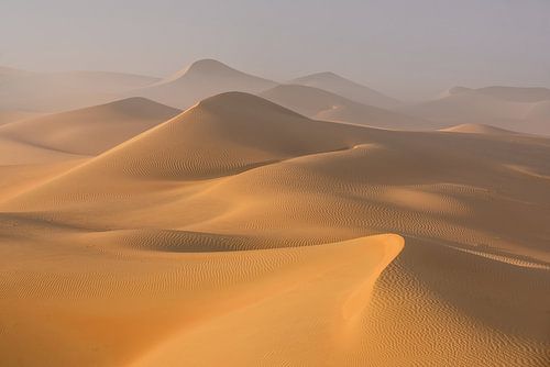 Mist in de Rub al Khali-woestijn Abu Dhabi