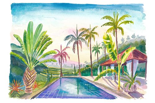 Rustig toevluchtsoord met zwembad op Bali, omringd door palmbomen en Ravenala Madagascariensis van Markus Bleichner