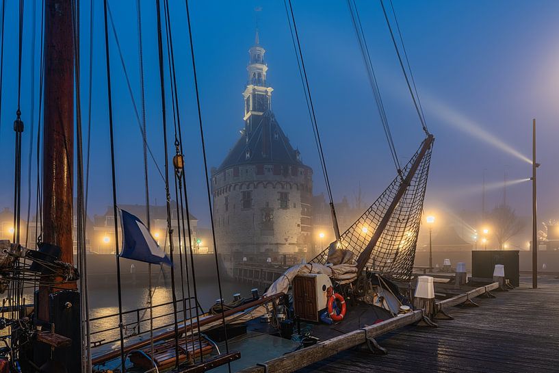 Le Hoofdtoren de Hoorn dans la brume par Jeroen de Jongh