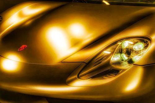 Porsche 918 Gold