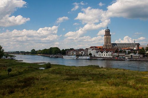 Skyline van Deventer met IJssel