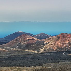 The road to El Golfo, on Lanzarote's west coast by Harrie Muis