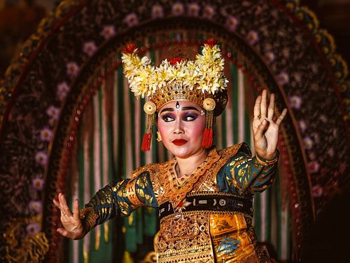 Gouden Tradities – De Elegantie van Dans