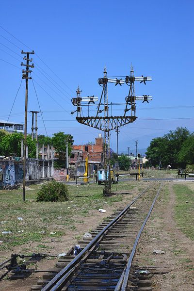 Spoorweg in Salta van Abe Maaijen