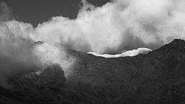 Contrasts in the Steinernes Meer mountain range by Christian Peters