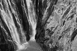 Waterfall, Australia by Beat Hühnli