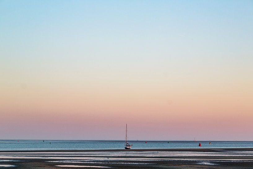 Bootjes vallen droog voor Terschelling van Hidde Hageman