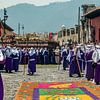 Guatemala: Paasprocessie (Antigua) van Maarten Verhees