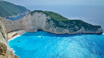 Scheepswrak strand: Navagio, Zakynthos - Griekenland van Be More Outdoor