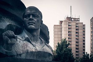 Berlijn - Ernst Thälmann Park van Alexander Voss