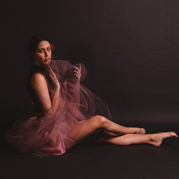 Ballerina sitting in color with pink tutu 01 by FotoDennis.com