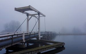 Brug in de mist sur Bram Kool