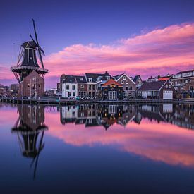 Colourful sunset in Haarlem by Tristan Lavender