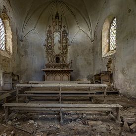 The little lost chapel by Leon Ouwehand