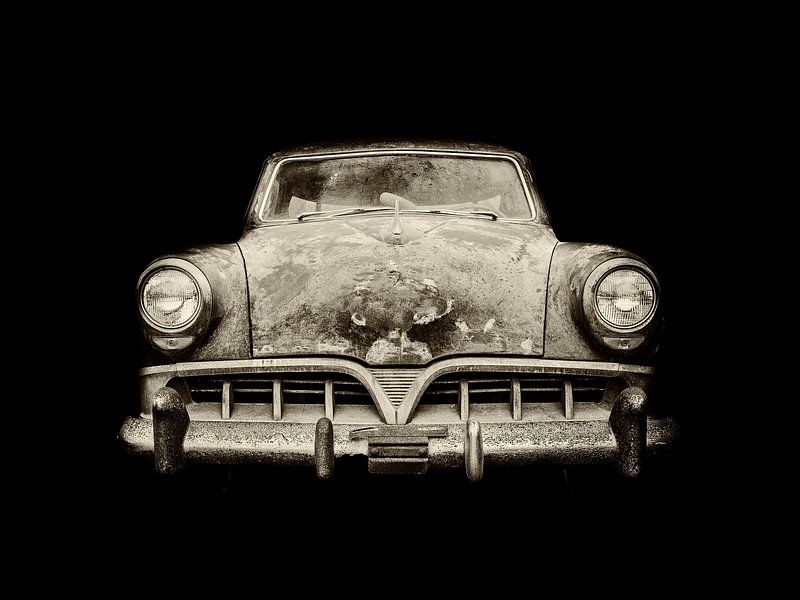 The Weathered Oldtimer by Martin Bergsma