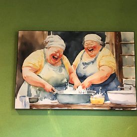 Klantfoto: 2 gezellige dames hebben veel plezier tijdens de afwas van De gezellige Dames, als artframe