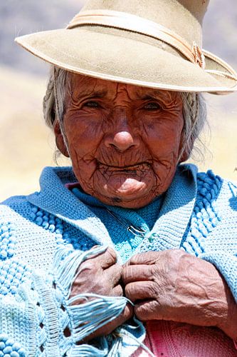 Old Peruvian woman