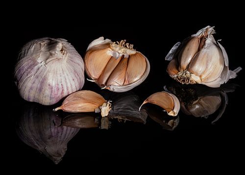 Black mirror picture 0- knoflook