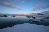 Gletsjermeer in IJsland van Koen van der Werf thumbnail