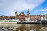 Amsterdam Centraal Station vanaf het water van Fotografie Jeronimo thumbnail