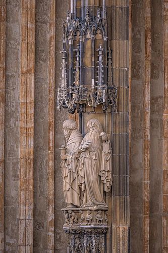 BADEN-WÜRTTEMBERG : ULM - BEELDEN IN DE MINSTER VAN ULM
